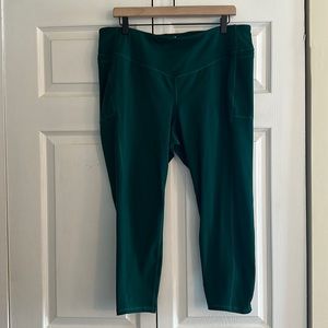 Torrid Green Cropped Active Legging With Pockets